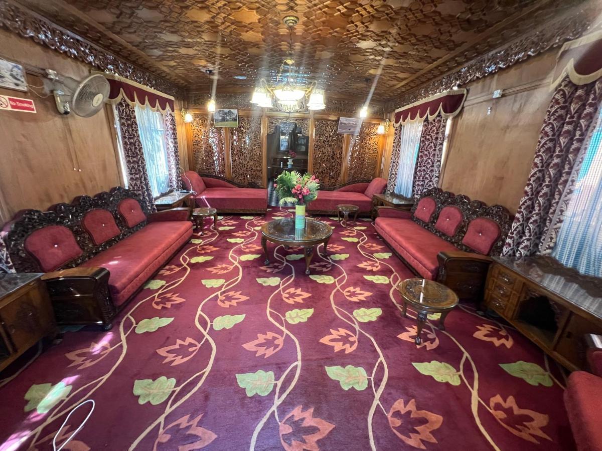 Aristotle Group Of Houseboats & Transportation Hotel ศรีนาการ์ ภายนอก รูปภาพ