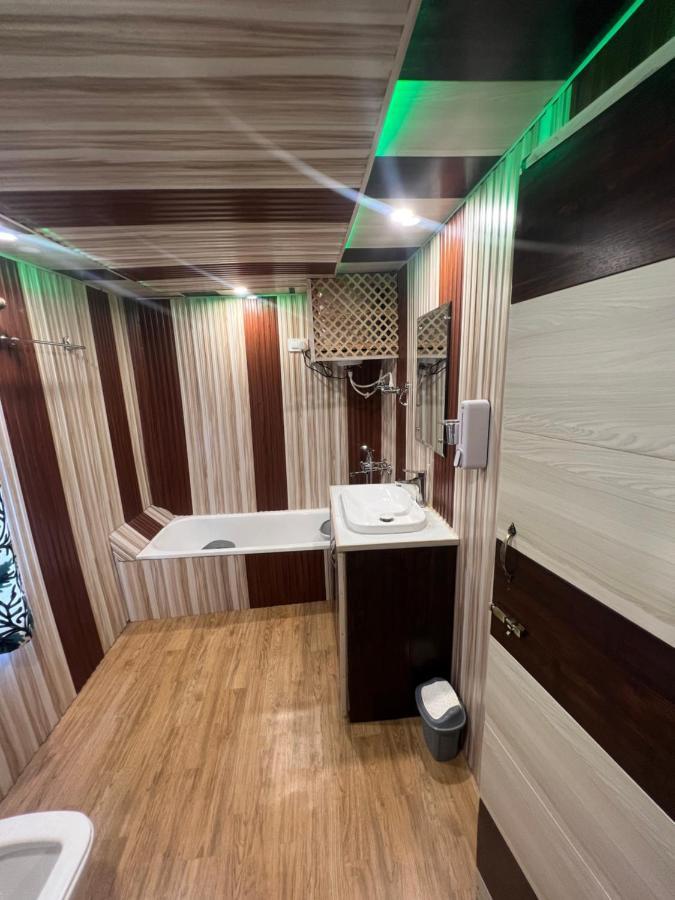 Aristotle Group Of Houseboats & Transportation Hotel ศรีนาการ์ ภายนอก รูปภาพ
